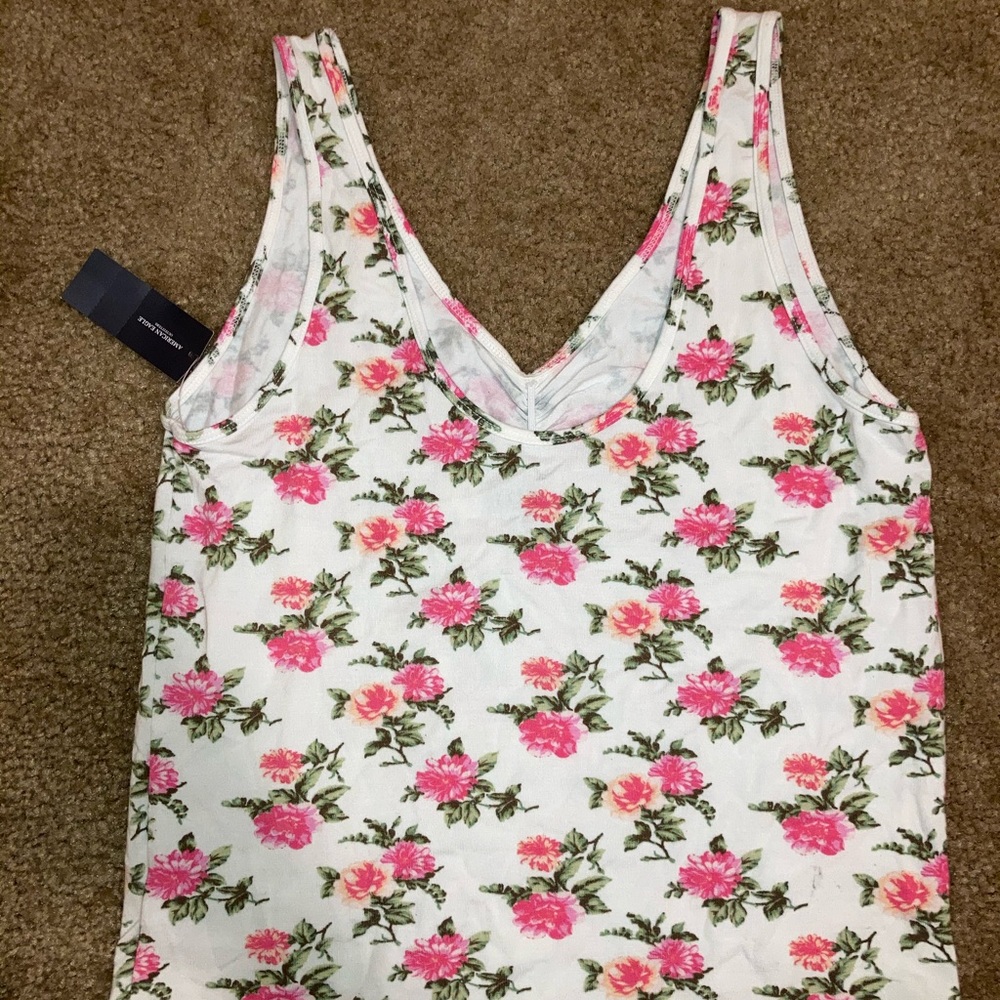 💜American Eagle Floral Crop Tank